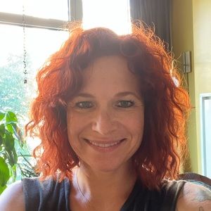 Meet your Posher, Kelly